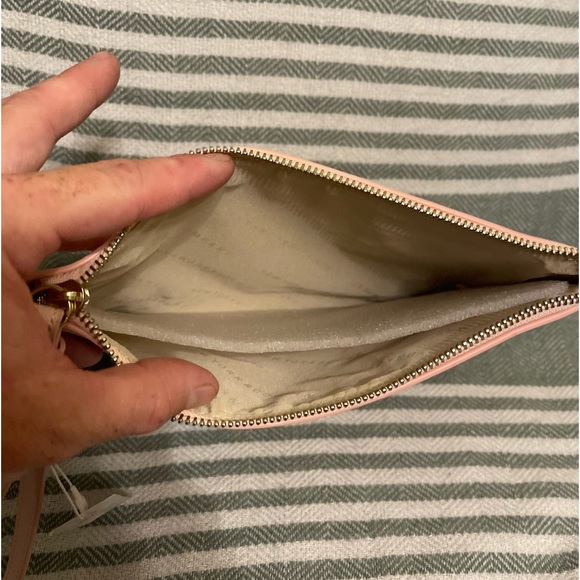 New York & Company NWT Pink Wristlet with Bejewled Gems - Picture 4 of 5